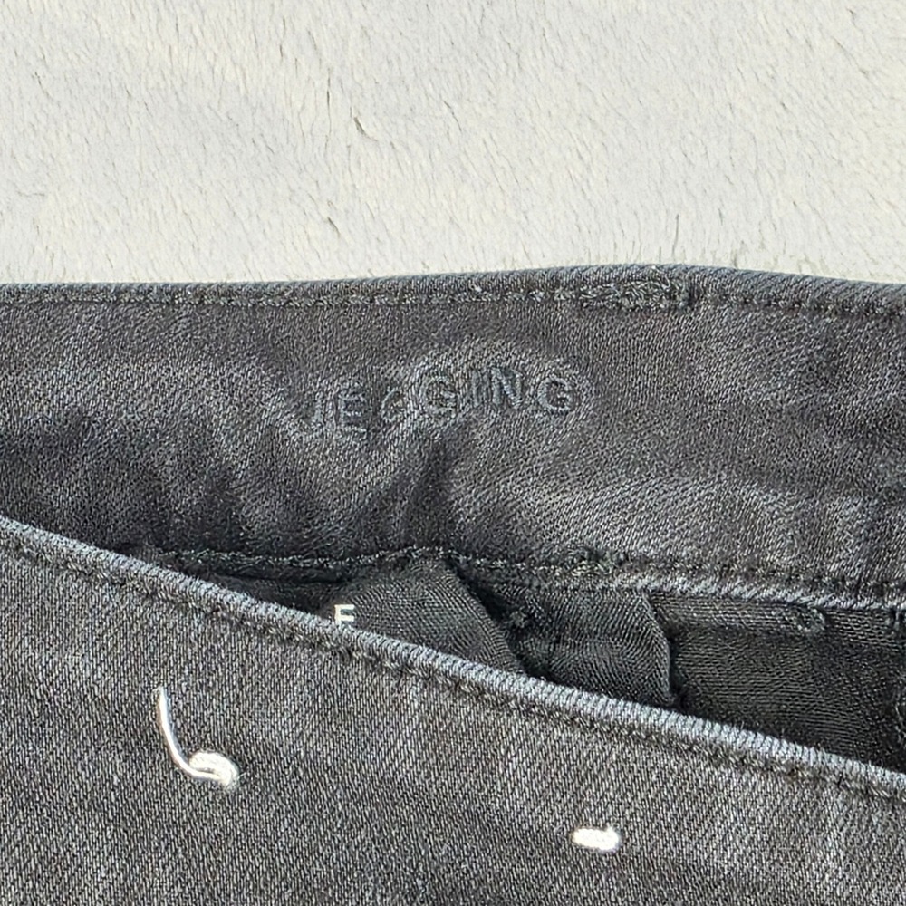 American Eagle Ne(x)t Level Stretch Jegging Jean Black Distressed Womens 12 Long - Picture 10 of 13